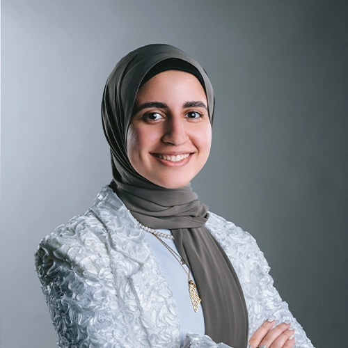 مينا عطية